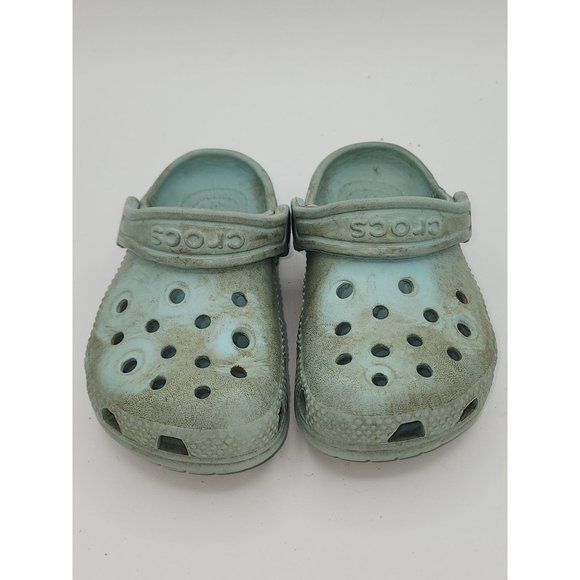 Toddler size 7 Teal colored Crocs Unisex - Picture 1 of 5